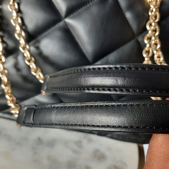 Nine West Quilted Handbag Crossbody Black Faux Leather Gold Chain Strap - Picture 5 of 11